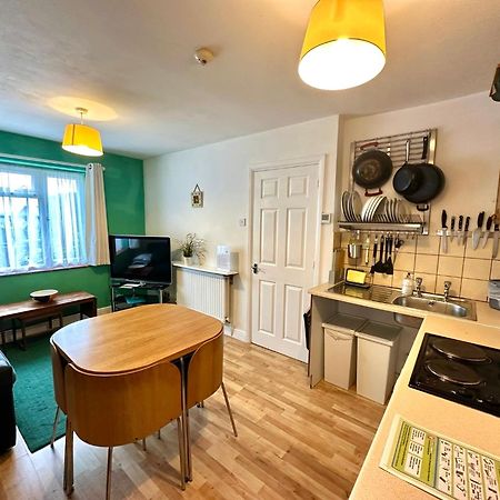 Apartament Pound Corner Godalming Zewnętrze zdjęcie